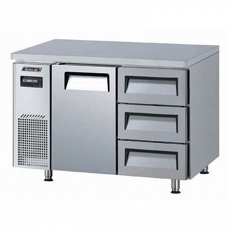 Turbo Air Холодильник (стол) модель KUR12-3D-3 арт. KUR12-3D-3-700 в Москве